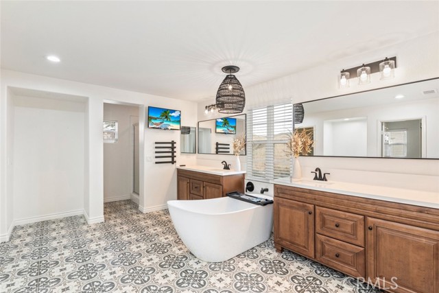 Detail Gallery Image 57 of 71 For 4365 Cabot Dr, Corona,  CA 92883 - 4 Beds | 4/1 Baths