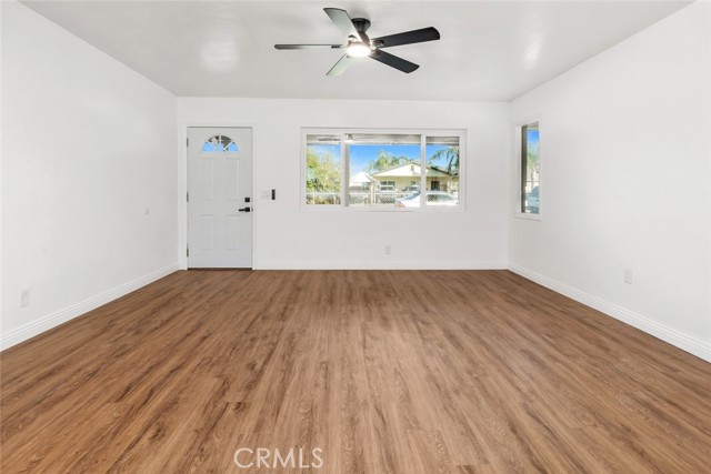 Detail Gallery Image 34 of 39 For 2701 Houchin, Bakersfield,  CA 93304 - 4 Beds | 2 Baths