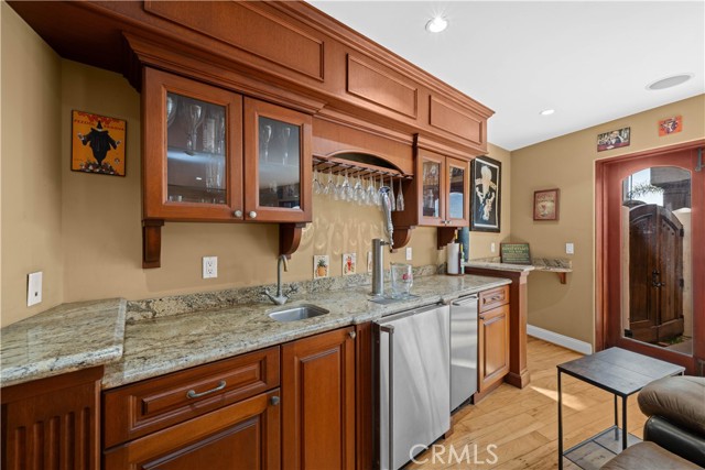 Detail Gallery Image 37 of 75 For 221 Rivo Alto Canal, Long Beach,  CA 90803 - 4 Beds | 5 Baths