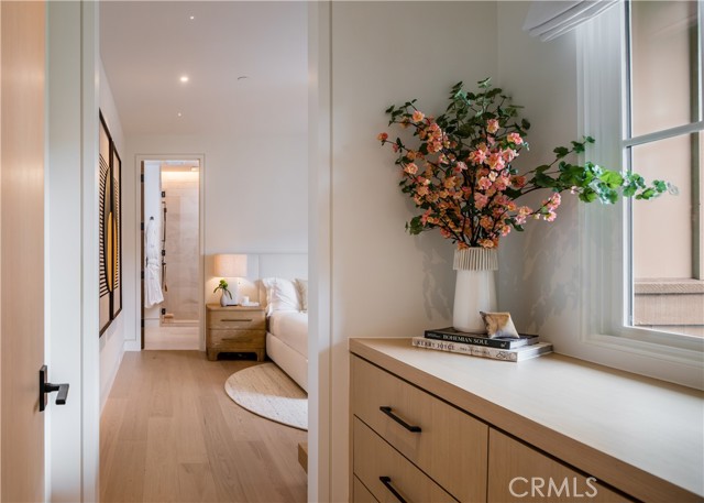 1 Stickley Drive, Laguna Beach CA: https://media.crmls.org/medias/89ee68e8-268a-4dc7-ae6b-9308f2f6b6d6.jpg