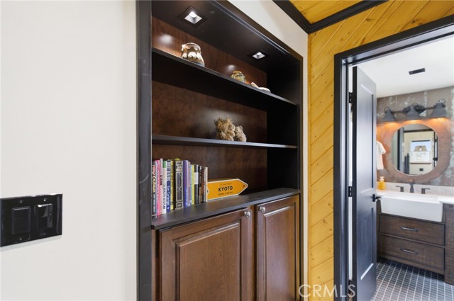 Detail Gallery Image 25 of 50 For 170 Fir Ter, Cedar Glen,  CA 92321 - 3 Beds | 2/1 Baths