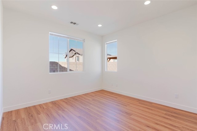 Detail Gallery Image 28 of 43 For 5059 Keston Dr, Palmdale,  CA 93552 - 5 Beds | 2 Baths