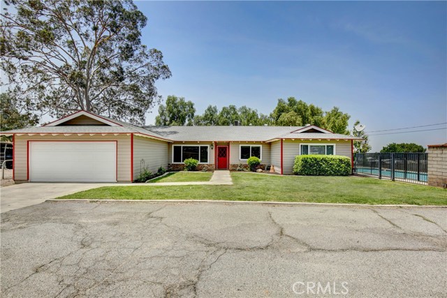 814 3rd St, Norco, CA 92860