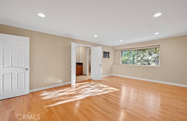 Detail Gallery Image 26 of 44 For 17937 Magnolia Bld #18,  Encino,  CA 91316 - 2 Beds | 3 Baths