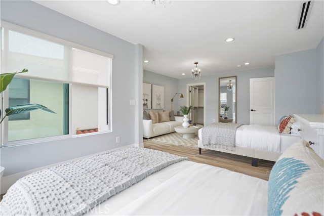 89f42d67 C9c2 4e8f 8ef6 66836b615bbc