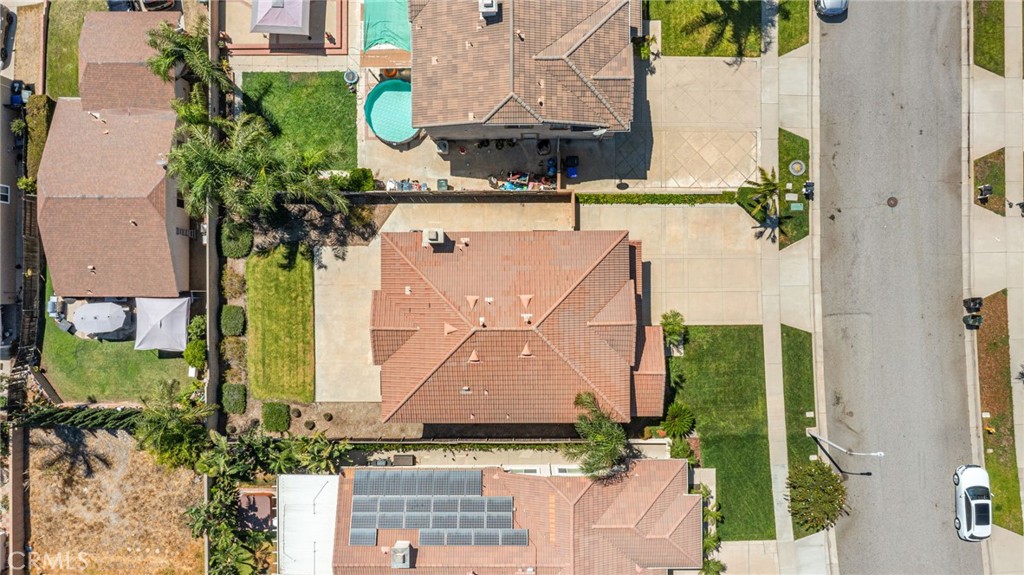 https://media.crmls.org/medias/89f43f27-600e-4ec0-8c9c-e32139d66101.jpg?preset=X-Large