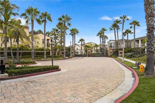 8315 Kendall Drive, Huntington Beach CA: https://media.crmls.org/medias/89f455dc-4079-4ca0-b26f-035afe4ff84d.jpg