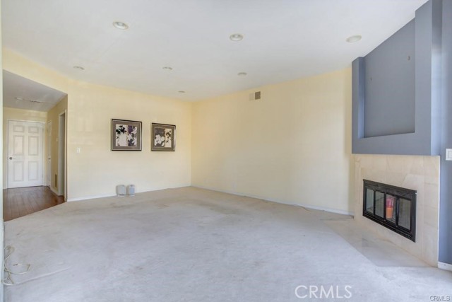 Detail Gallery Image 8 of 35 For 1601 Hilts Ave #3,  Los Angeles,  CA 90024 - 2 Beds | 2/1 Baths