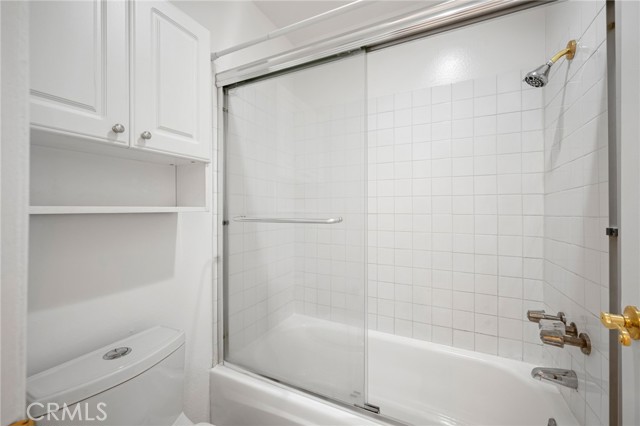 Detail Gallery Image 17 of 23 For 409 Burchett #119,  Glendale,  CA 91203 - 1 Beds | 1 Baths