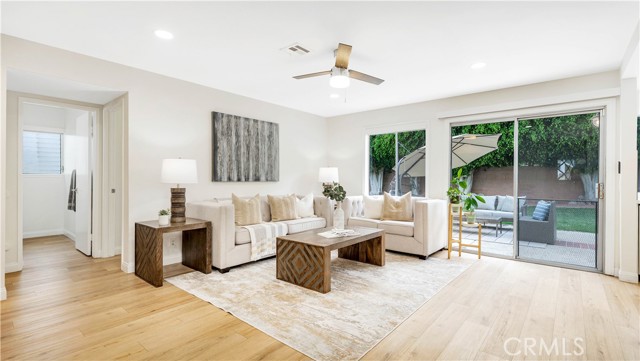 15061 Glass Circle, Irvine CA: https://media.crmls.org/medias/89f61282-a8ea-474d-bd8a-84d48330f726.jpg