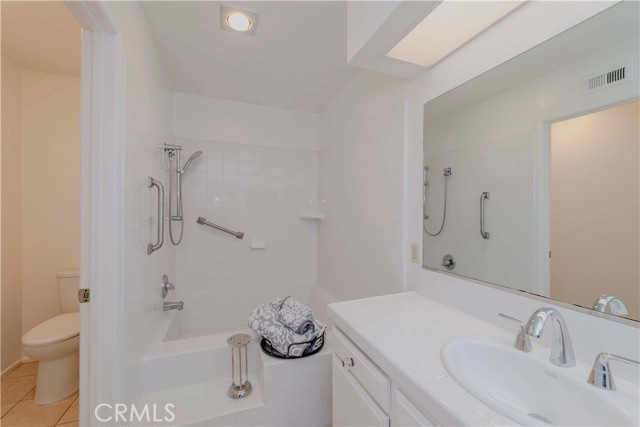 2501 Tiffany Place, Fullerton CA: https://media.crmls.org/medias/89f64f21-6f65-473c-be62-43e254f80cb4.jpg