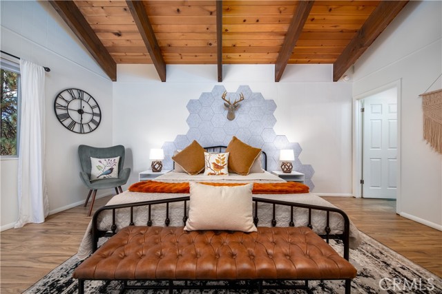 Detail Gallery Image 16 of 58 For 39651 Flicker Rd, Fawnskin,  CA 92333 - 5 Beds | 3/1 Baths