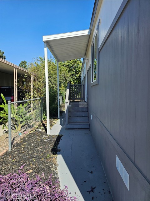 Detail Gallery Image 3 of 15 For 1560 Massachussetts Ave #94,  Riverside,  CA 92570 - 3 Beds | 2 Baths