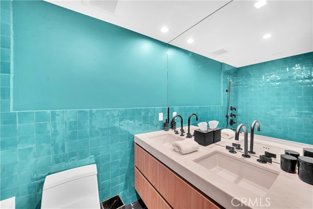 Detail Gallery Image 15 of 36 For 20 Ironsides St #17,  Marina Del Rey,  CA 90292 - 3 Beds | 3/1 Baths