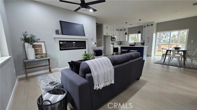 Detail Gallery Image 2 of 33 For 6485 Providence Ct, Magalia,  CA 95954 - 4 Beds | 2 Baths