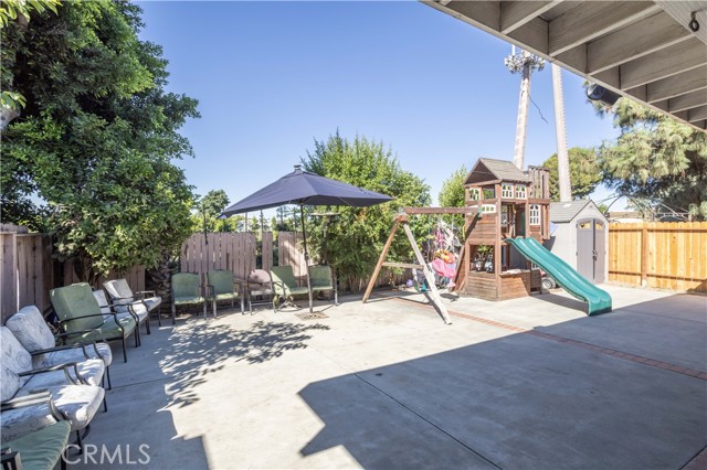 Detail Gallery Image 27 of 38 For 11965 Terra Bella St #8,  Sylmar,  CA 91342 - 4 Beds | 2/1 Baths