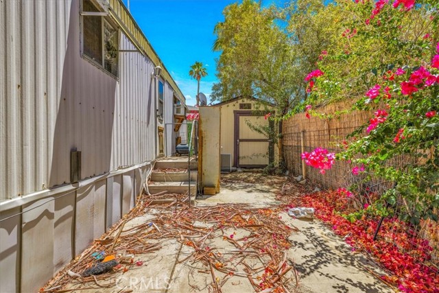 Detail Gallery Image 17 of 18 For 17850 Corkill Rd, Desert Hot Springs,  CA 92241 - 2 Beds | 1 Baths