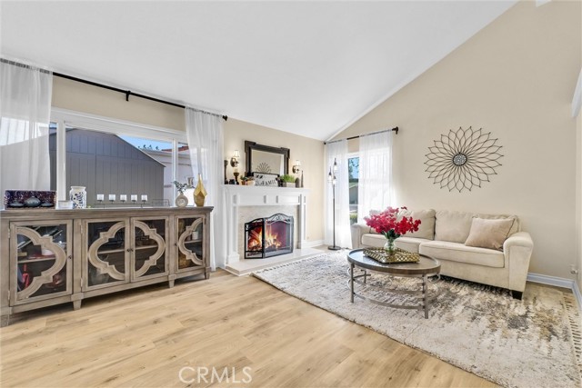 Image 3 of 35 For 6437 Calle Del Norte