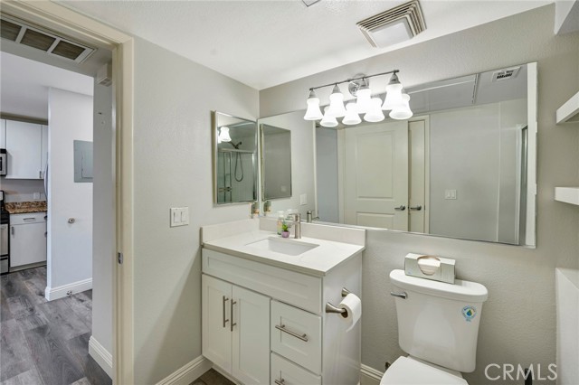Detail Gallery Image 10 of 31 For 1801 E Katella Ave #4157,  Anaheim,  CA 92805 - 1 Beds | 1/1 Baths
