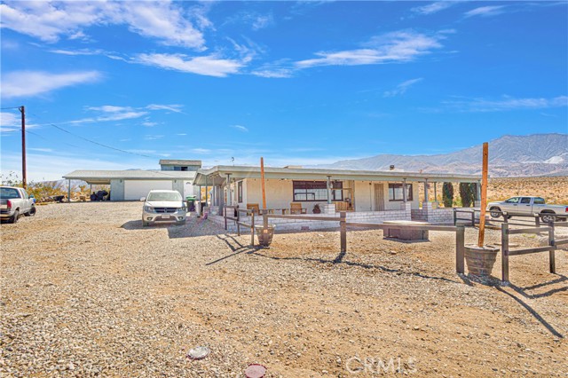 Detail Gallery Image 4 of 44 For 31515 Carnelian Rd, Lucerne Valley,  CA 92356 - 3 Beds | 2 Baths