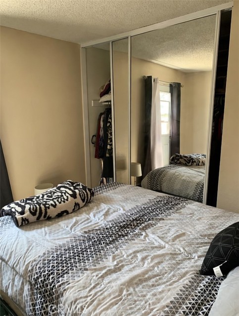 Detail Gallery Image 13 of 16 For 12755 Cardinal Ct, Victorville,  CA 92392 - 5 Beds | 2 Baths