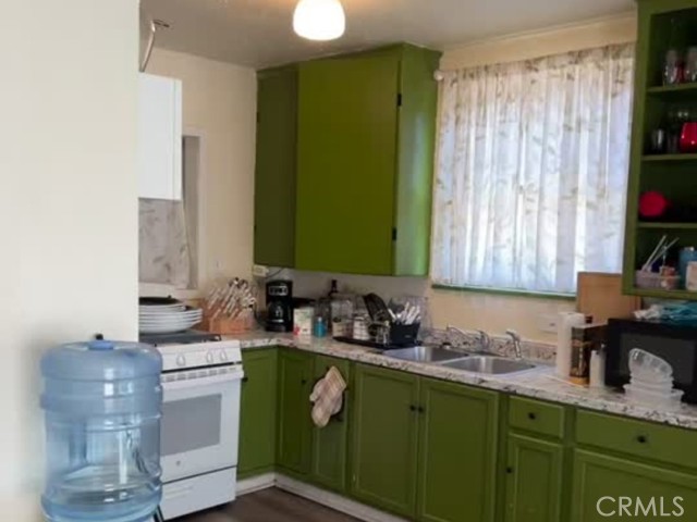 1017 S Chester Avenue, Compton CA: https://media.crmls.org/medias/89fd044e-0787-4b25-86bf-a27789dd1a27.jpg