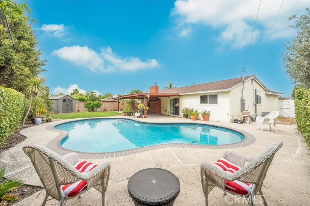 11692 Poes Street, Anaheim CA: https://media.crmls.org/medias/89fe10cc-3992-49c6-837c-8e170b0ac857.jpg