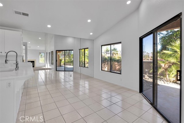 Detail Gallery Image 10 of 47 For 42004 Sand Dune, Palm Desert,  CA 92211 - 2 Beds | 2 Baths