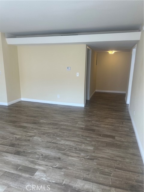 5429 Newcastle Avenue, Encino CA: https://media.crmls.org/medias/89fec071-2c70-42b5-afc8-5a4c8ba4d466.jpg