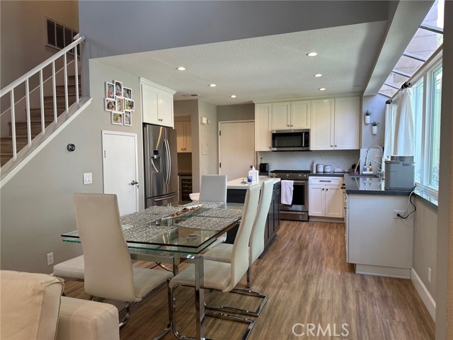 21192 Sierra Ridge, Lake Forest CA: https://media.crmls.org/medias/8a00e280-7d3e-4320-a938-e07dd93e6a0e.jpg