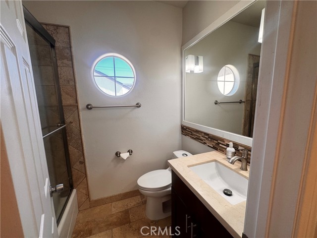 Detail Gallery Image 24 of 29 For 379 Monte Vista Ave a,  Costa Mesa,  CA 92627 - 4 Beds | 2/1 Baths