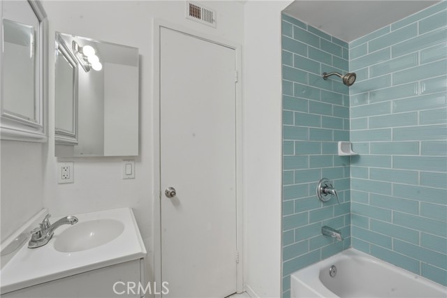Detail Gallery Image 31 of 47 For 334 W 220th St, Carson,  CA 90745 - 3 Beds | 2/1 Baths