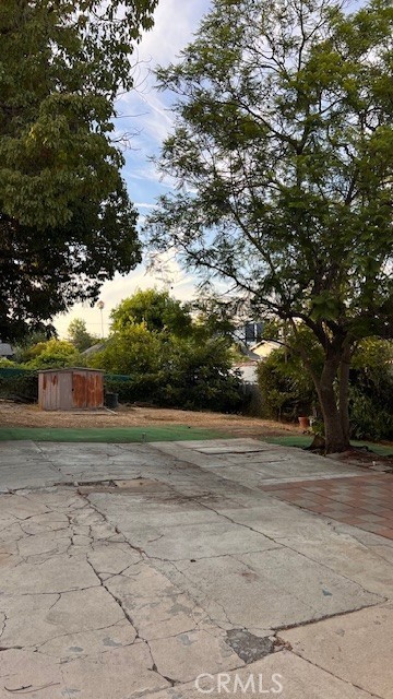 5427 Abbott Place, Los Angeles CA: https://media.crmls.org/medias/8a02b7e7-c789-4335-a01d-c77fd4486ff7.jpg