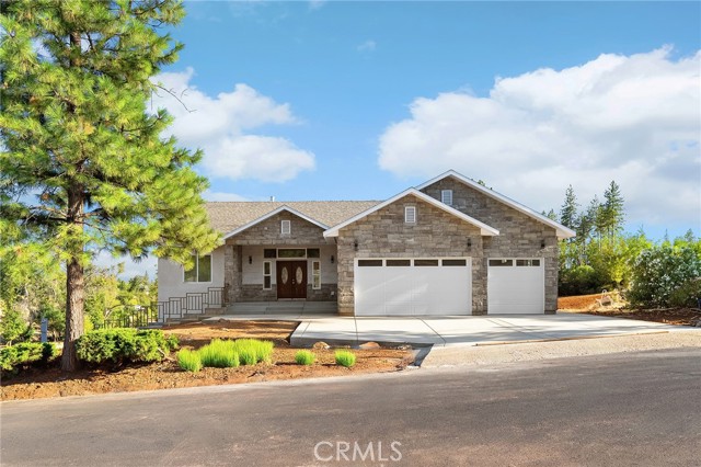 5000 Malibu Drive, Paradise CA: https://media.crmls.org/medias/8a03761f-a07d-40cd-9e1c-a43712e3a72d.jpg