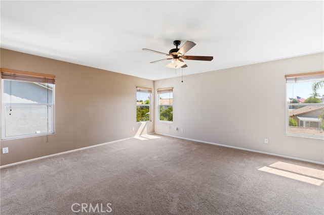 Detail Gallery Image 18 of 35 For 9302 Meadow Ln, Riverside,  CA 92508 - 5 Beds | 3 Baths