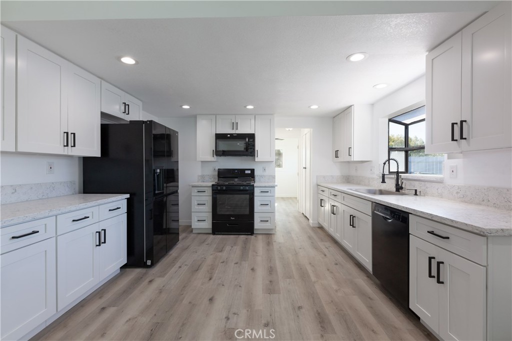 Remodeled Kitchen, Light & Bright