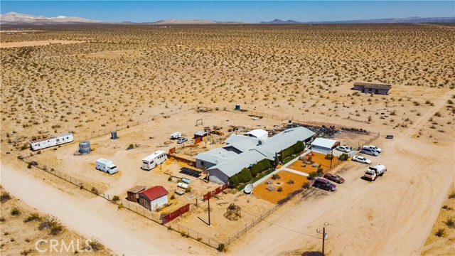 Detail Gallery Image 4 of 33 For 25330 Vancouver Ave, Adelanto,  CA 92301 - 4 Beds | 3 Baths
