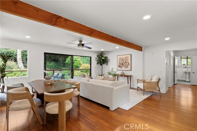 645 Griffith Way, Laguna Beach CA: https://media.crmls.org/medias/8a06c680-9552-4dcf-ba89-7e0a4ea9ba4e.jpg