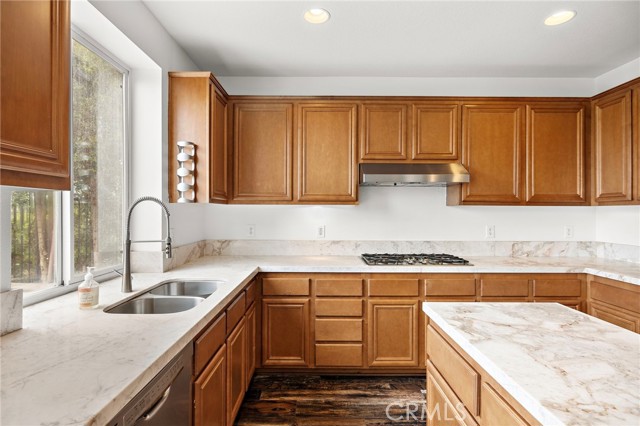 Detail Gallery Image 15 of 46 For 27761 Blossom Hill, Laguna Niguel,  CA 92677 - 5 Beds | 3 Baths