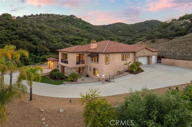 Detail Gallery Image 2 of 50 For 36505 Calle De Lobo, Murrieta,  CA 92562 - 4 Beds | 4/1 Baths