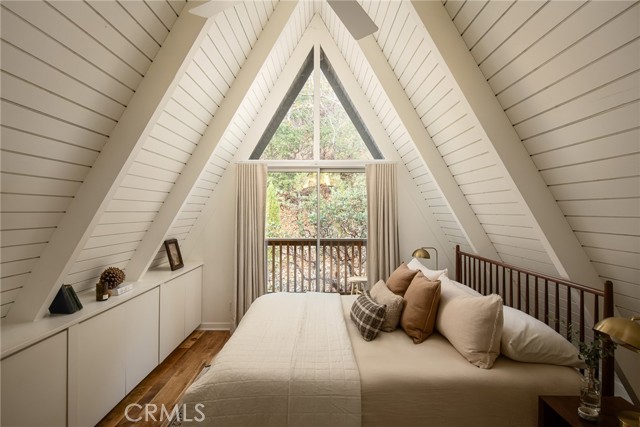 Detail Gallery Image 17 of 32 For 27582 North Bay, Lake Arrowhead,  CA 92352 - 3 Beds | 2 Baths