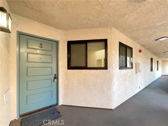 Detail Gallery Image 2 of 24 For 717 Island View Cir, Port Hueneme,  CA 93041 - 2 Beds | 2 Baths