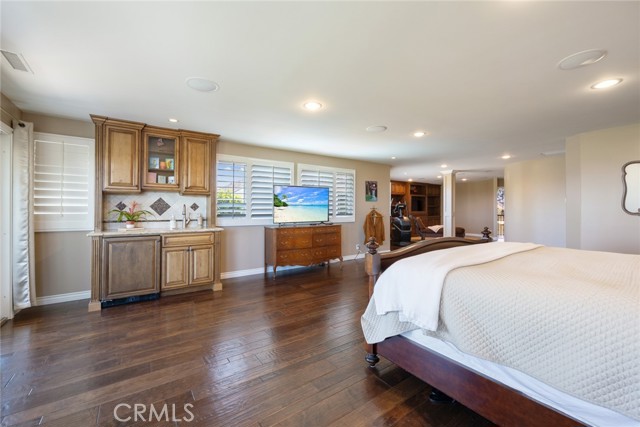 Detail Gallery Image 44 of 68 For 2030 Leeward Ln, Newport Beach,  CA 92660 - 4 Beds | 3/1 Baths