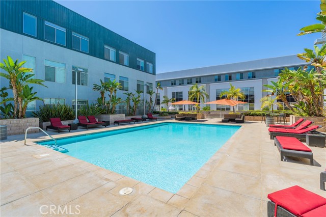 435 W Center Street, Anaheim CA: https://media.crmls.org/medias/8a08af8a-13ca-4beb-b0aa-60281f23d2ee.jpg