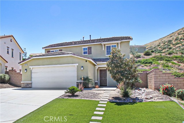 Detail Gallery Image 2 of 20 For 35115 Fennel, Lake Elsinore,  CA 92532 - 4 Beds | 3 Baths