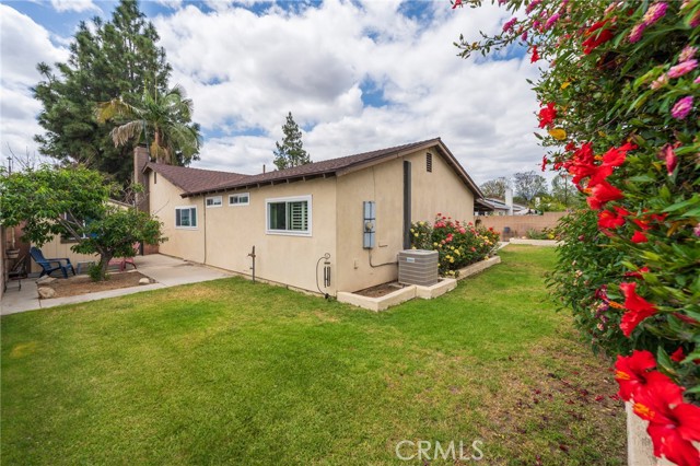 Detail Gallery Image 35 of 45 For 2219 S Elderberry Ave, Ontario,  CA 91762 - 4 Beds | 2 Baths