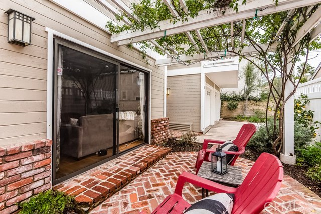 2016 Dufour Avenue, Redondo Beach, California 90278, 3 Bedrooms Bedrooms, ,2 BathroomsBathrooms,Residential,Sold,Dufour,SB17040386