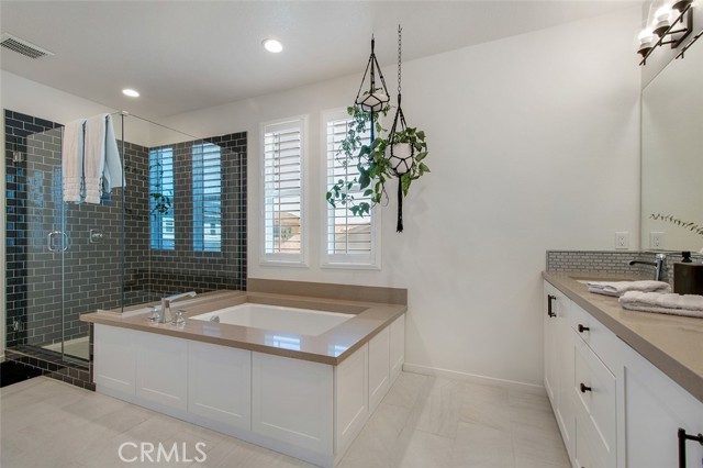 8a0a68a9 853d 4af0 B0f2 B32b53f0fd02