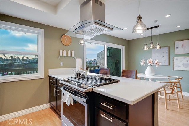 609 Meyer Lane, Redondo Beach, California 90278, 2 Bedrooms Bedrooms, ,1 BathroomBathrooms,Residential,Sold,Meyer,SB21203069