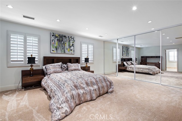 Image 33 of 69 For 22851 Calvert Street